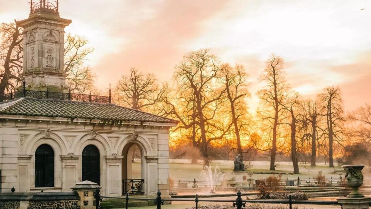 1-Bed Apartment, Close To Kensington Olympia With Free Wi-Fi & Netflix London Exterior photo