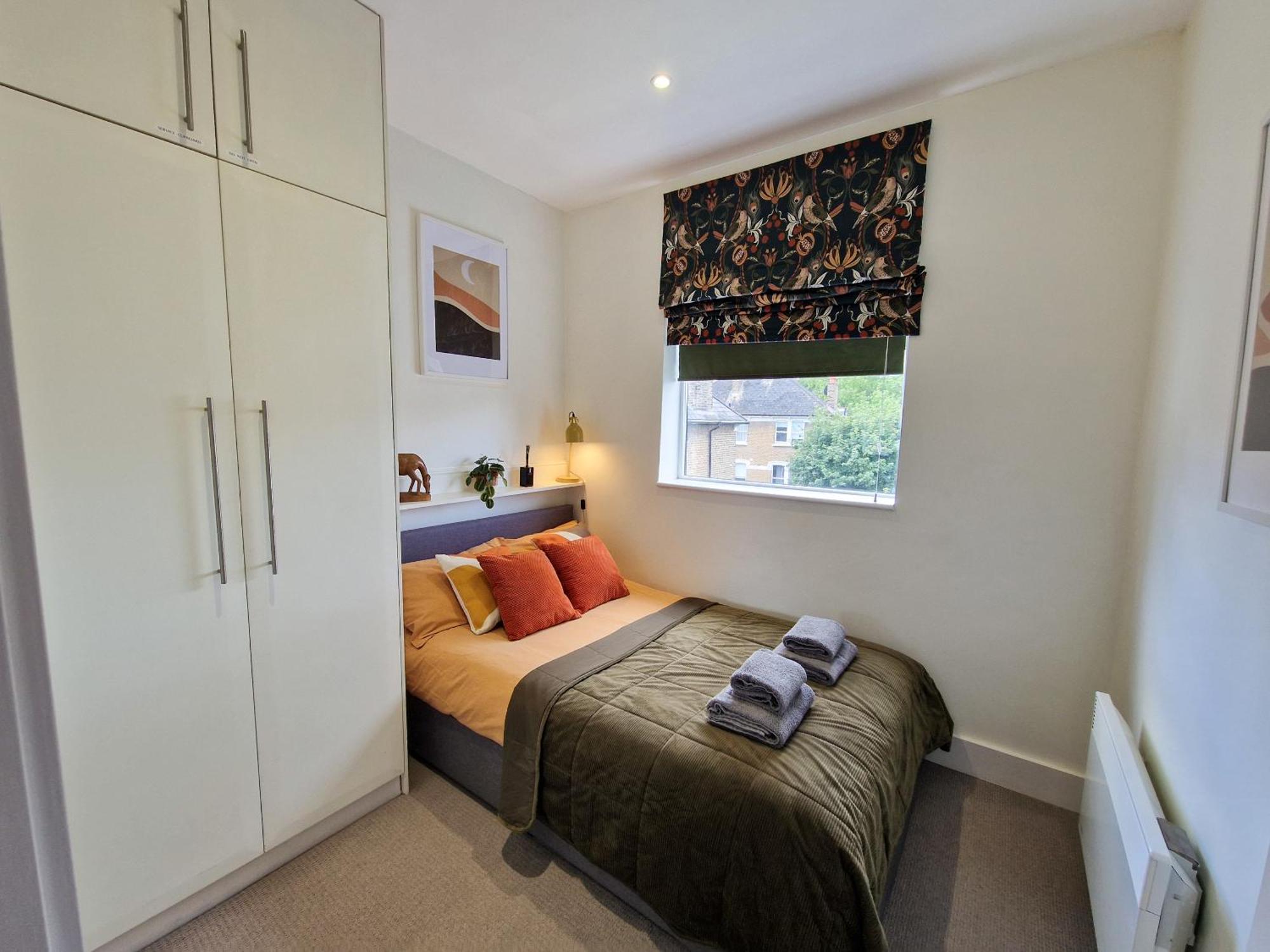 1-Bed Apartment, Close To Kensington Olympia With Free Wi-Fi & Netflix London Exterior photo