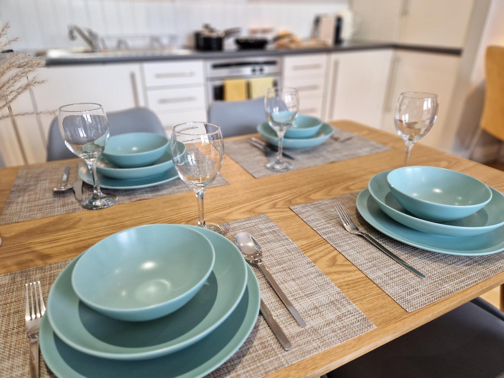 1-Bed Apartment, Close To Kensington Olympia With Free Wi-Fi & Netflix London Exterior photo