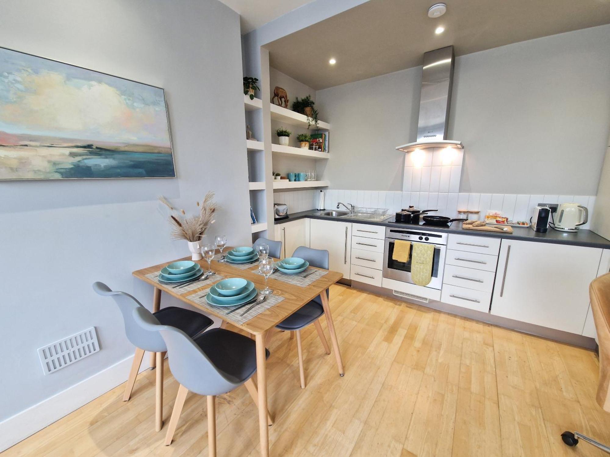 1-Bed Apartment, Close To Kensington Olympia With Free Wi-Fi & Netflix London Exterior photo